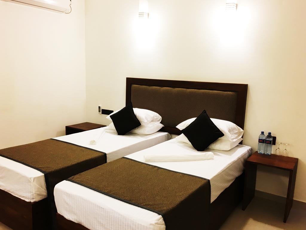 Bed and Breakfast Dambulla Rock Arch Esterno foto